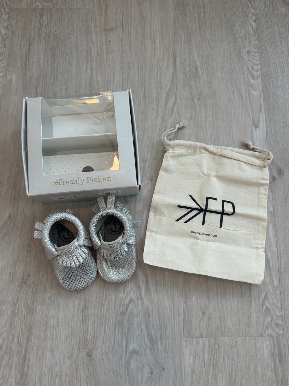 ✨NWT✨ Freshly Picked Silver Baby Moccasins - New in Box